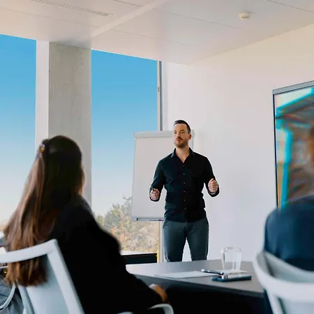 Otel Yotel Geneva 4*