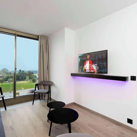 Ξενοδοχείο Yotel Geneva 4*