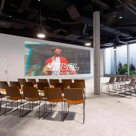 Yotel Geneva Ξενοδοχείο