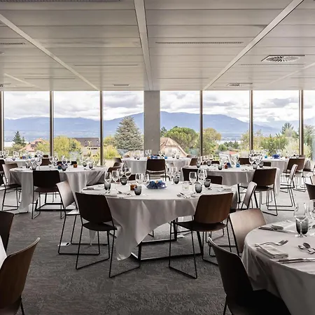 Yotel Geneva Hotel 4*